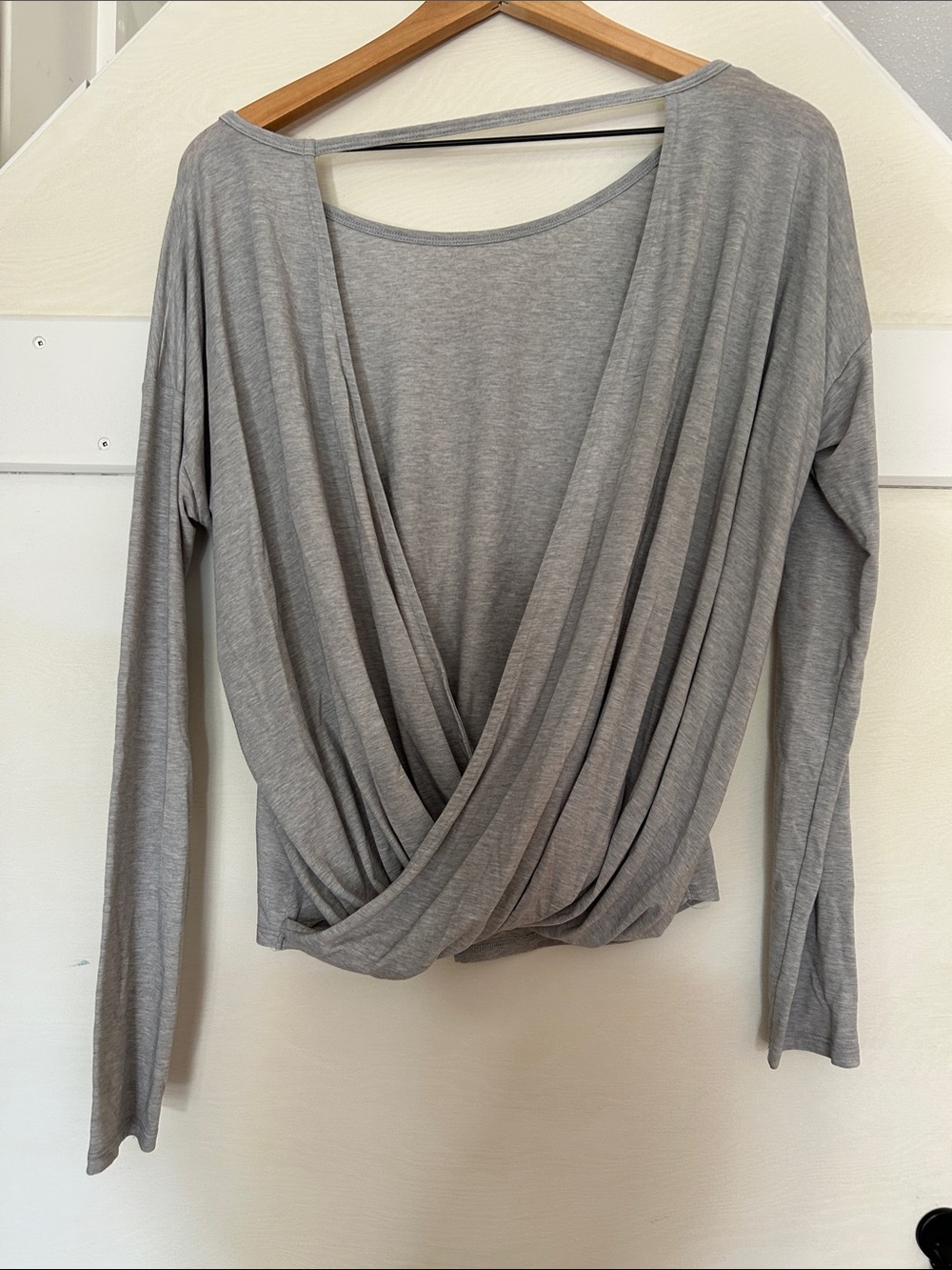 Gap Fit open back boat neck top